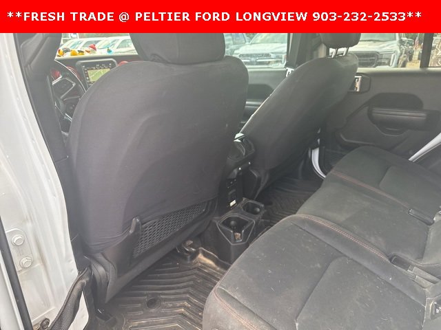 Used 2021 Jeep Gladiator Rubicon image 8