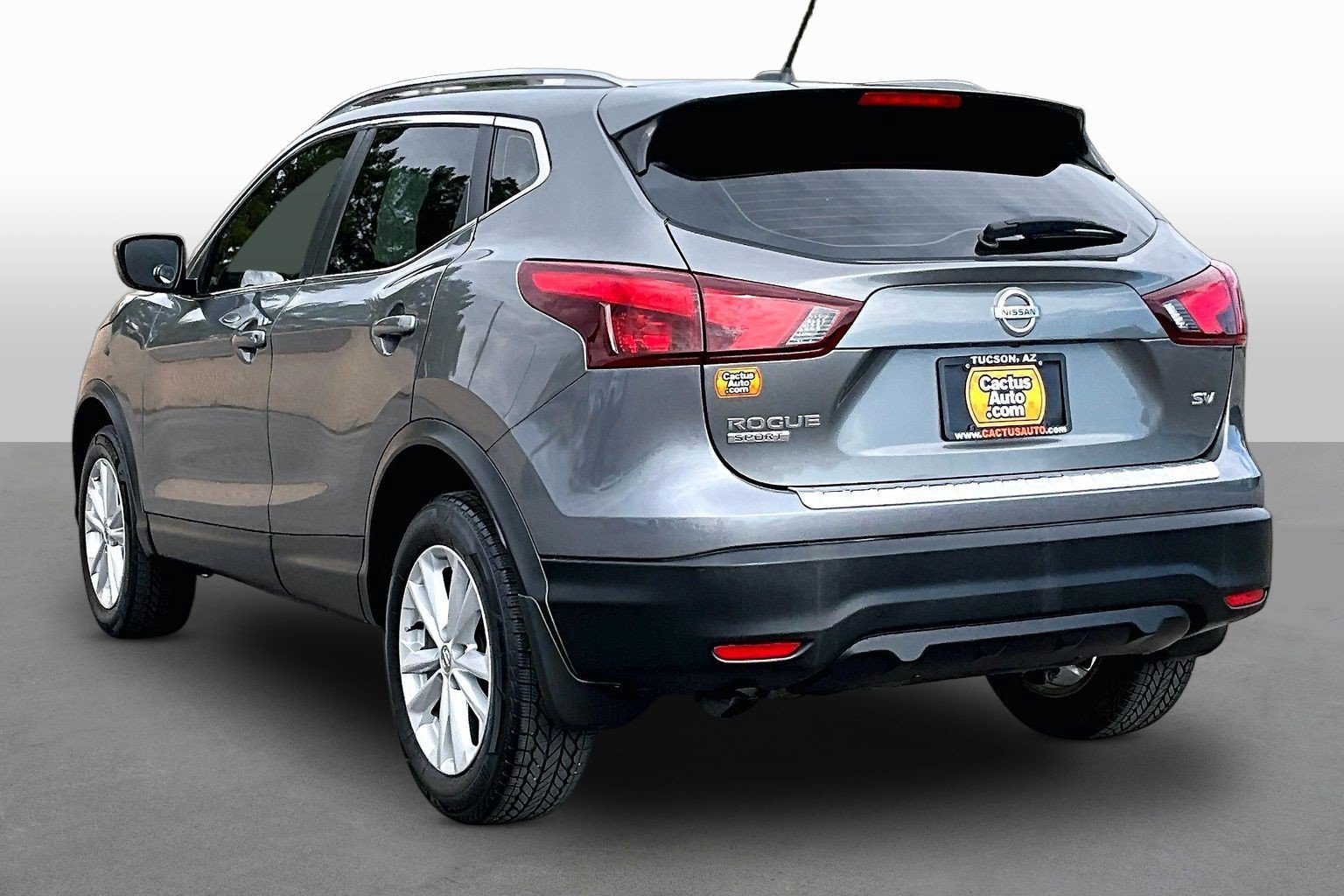 Used 2017 Nissan Rogue Sport SV FWD image 11