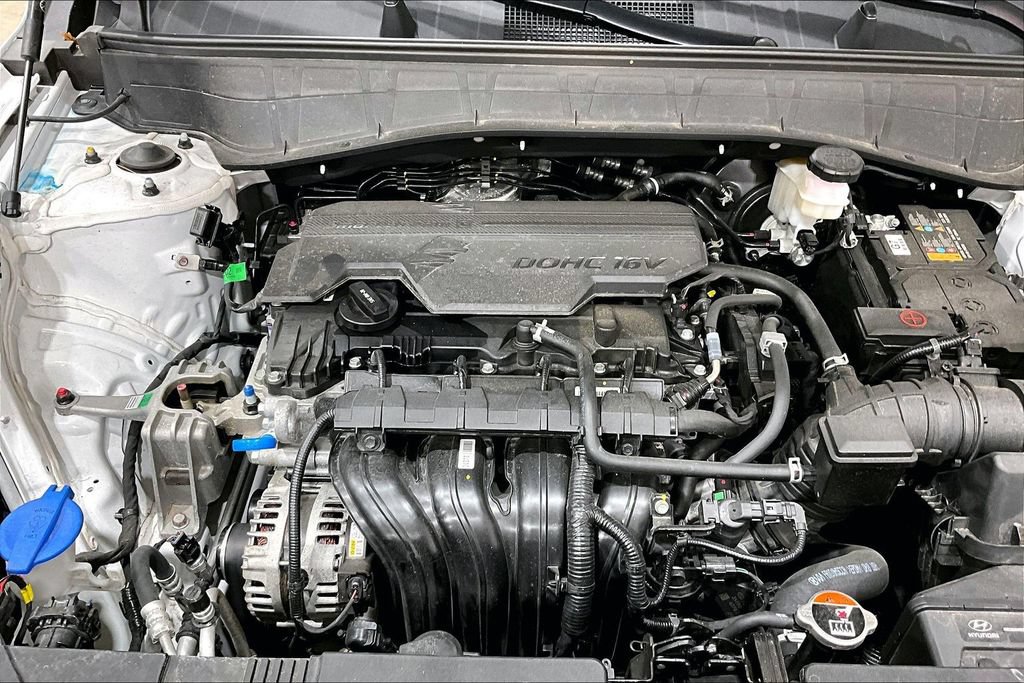 Used 2025 Hyundai Kona SEL AWD/4WD image 8