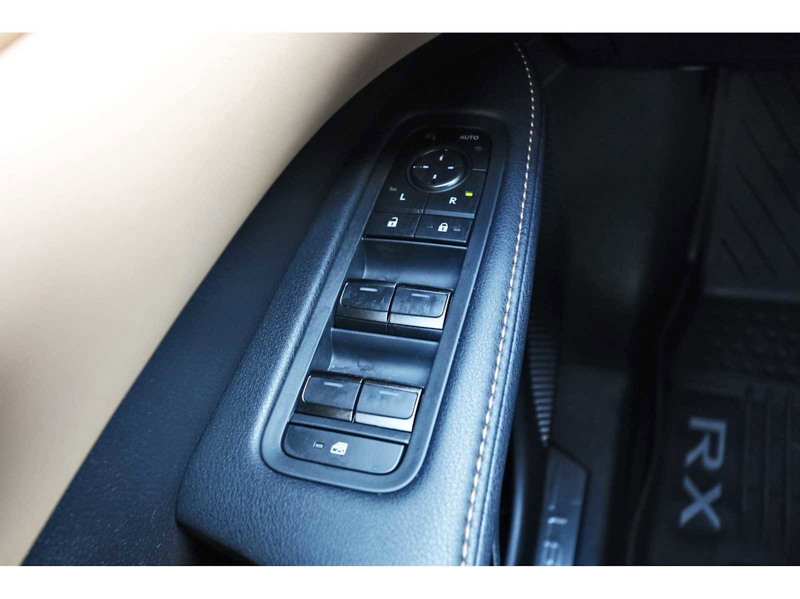 Used 2024 Lexus RX 350 Premium w/ Cold Area Package FWD image 20