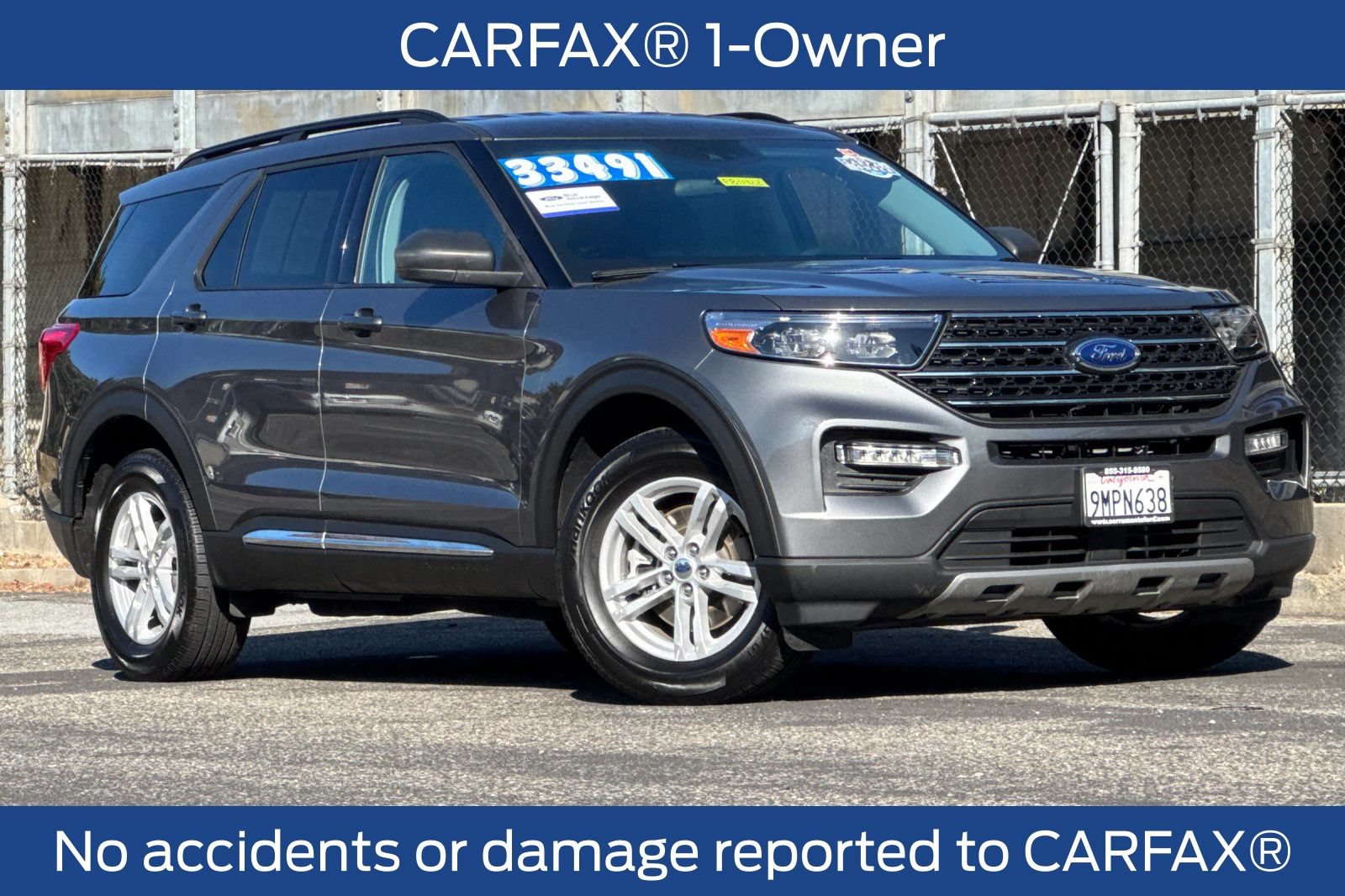 Certified 2024 Ford Explorer XLT w/ Equipment Group 202A AWD/4WD image 3