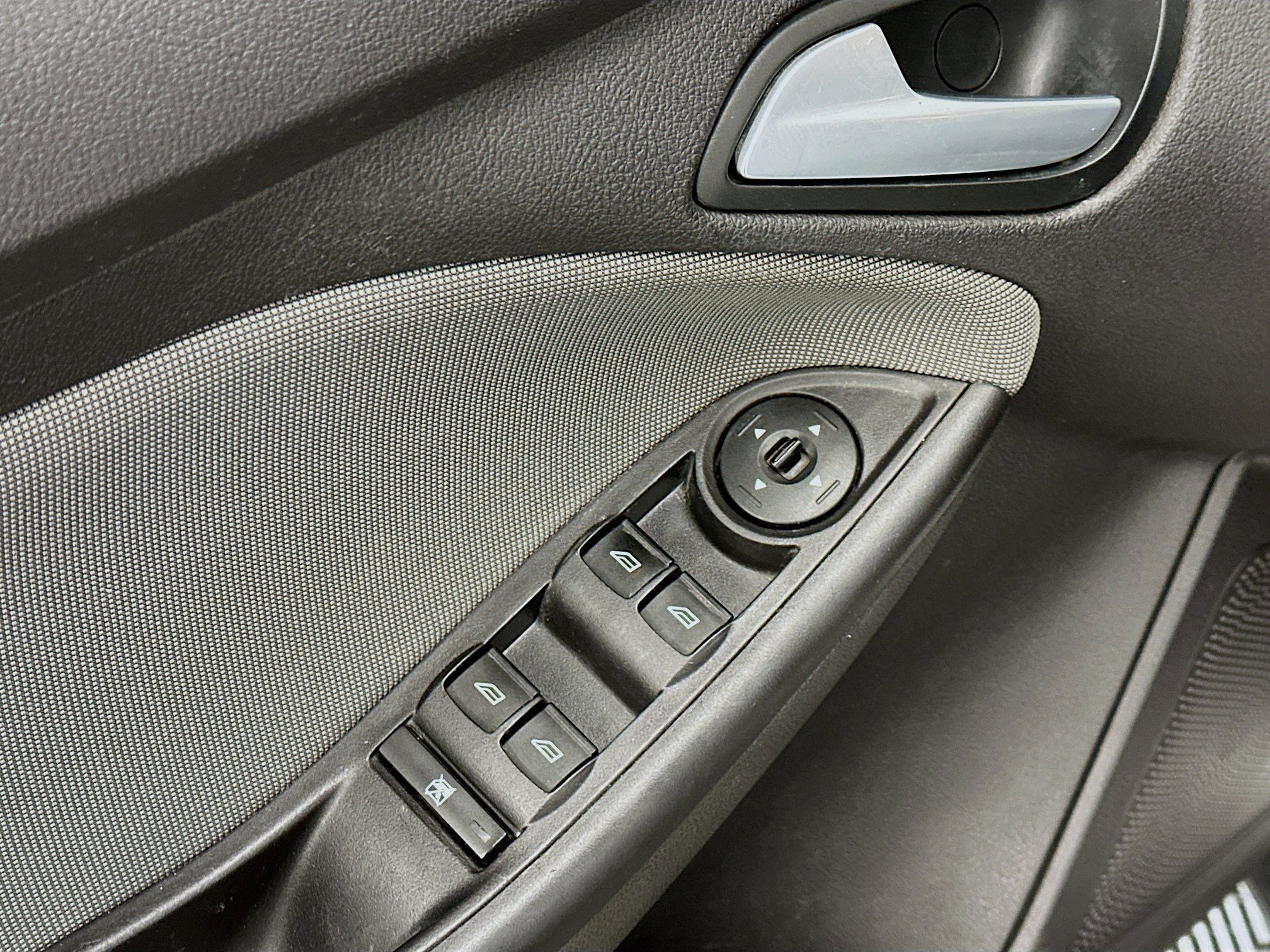 Used 2014 Ford Focus SE image 15