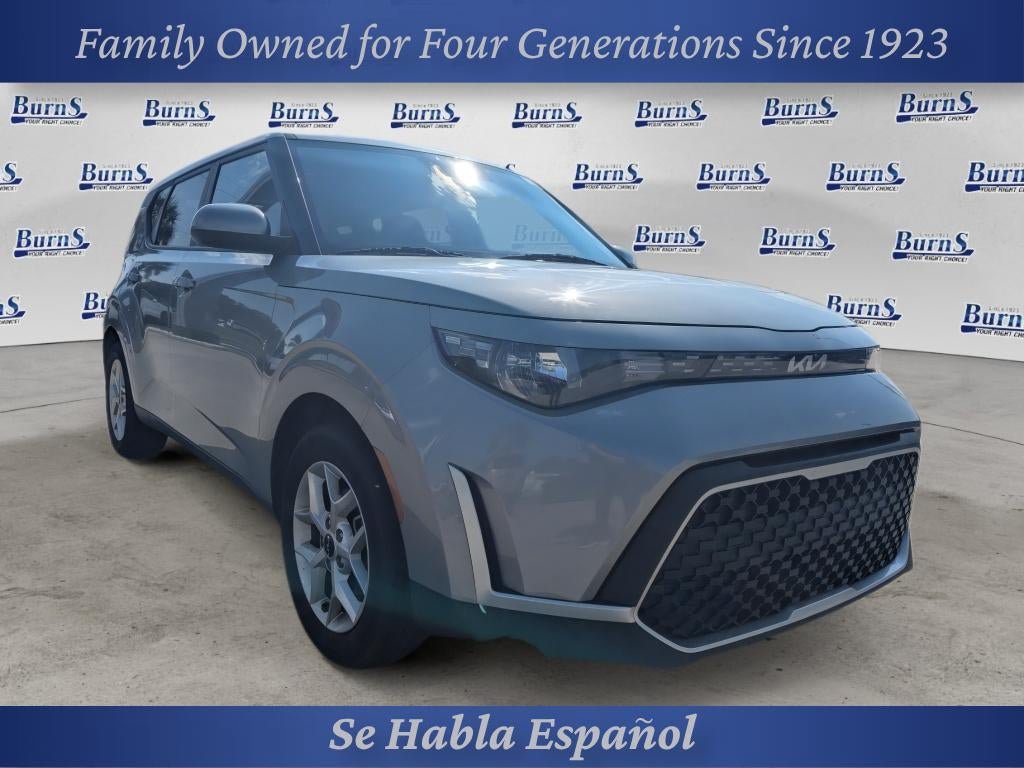 Used 2024 Kia Soul LX w/ Option Group 015 FWD image 1
