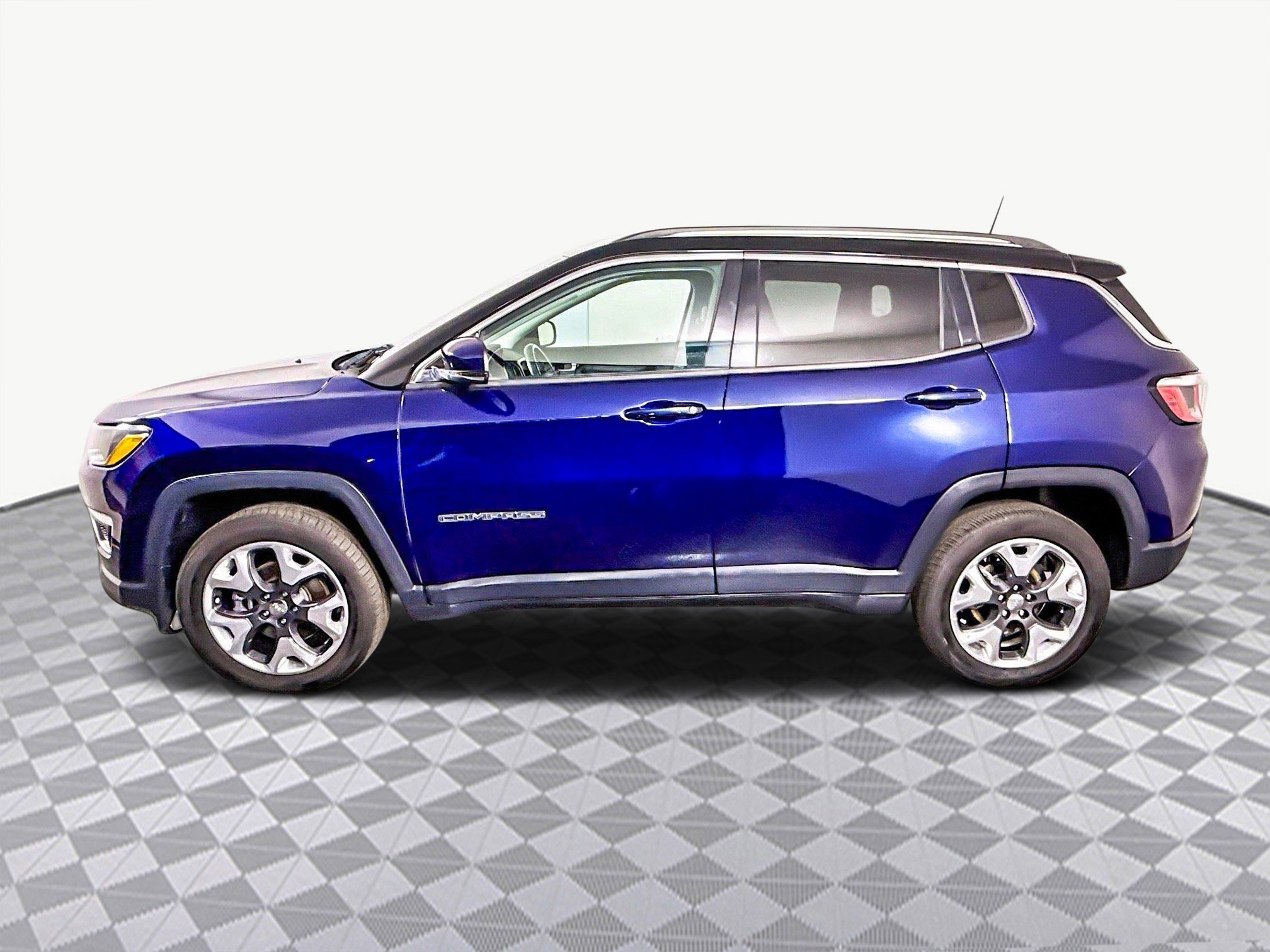 Used 2018 Jeep Compass Limited w/ Navigation Group image 6