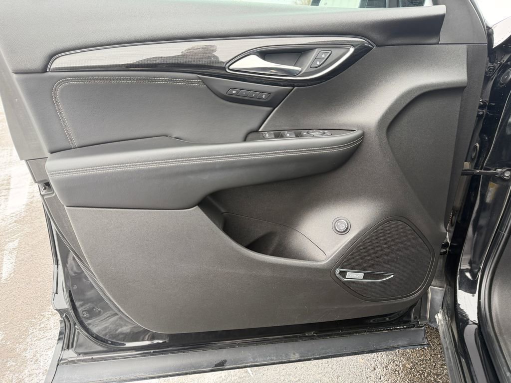 Used 2022 Buick Envision Essence w/ Technology Package II image 14