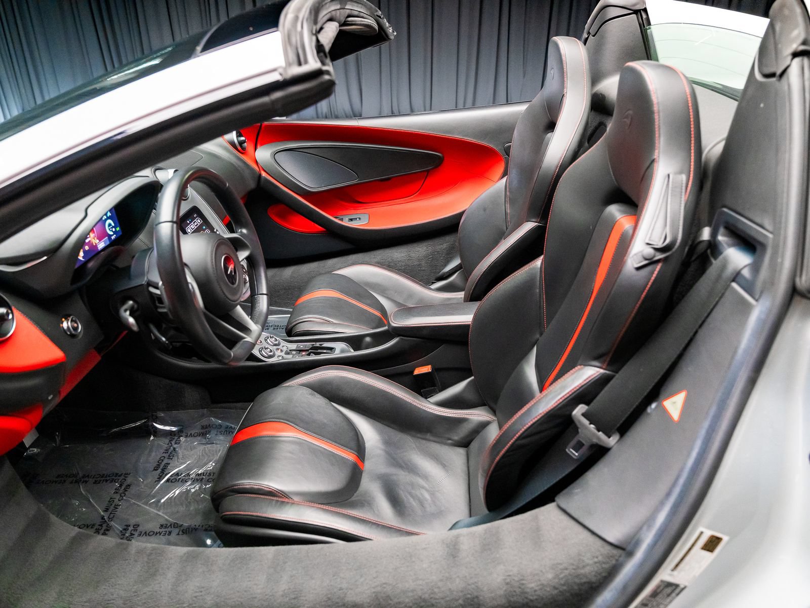 Used 2019 McLaren 570S Spider RWD image 45