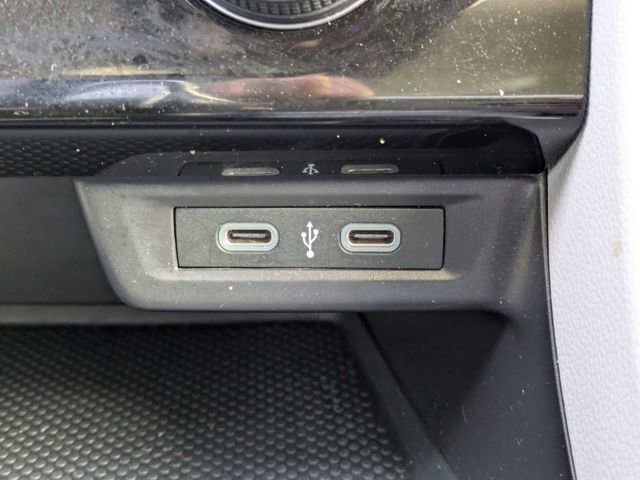 Used 2023 Volkswagen Jetta SE FWD image 22