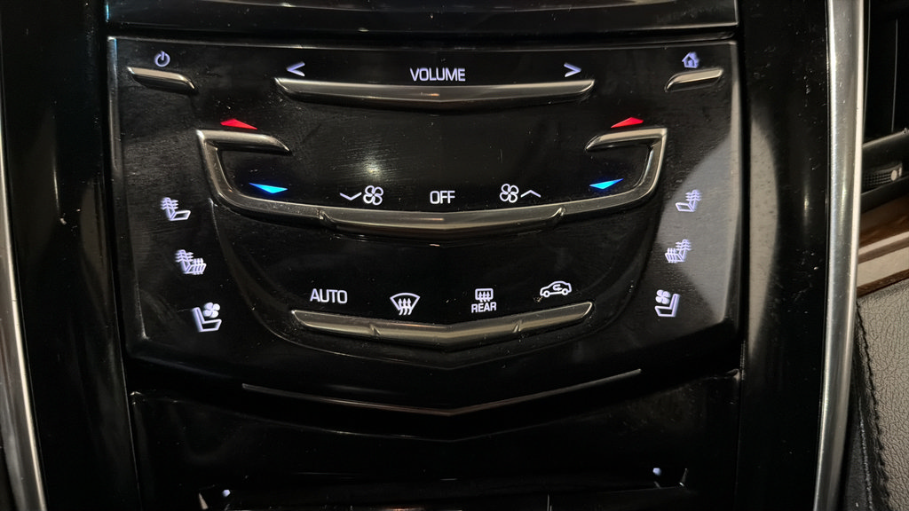 Used 2016 Cadillac Escalade ESV Luxury AWD/4WD image 27