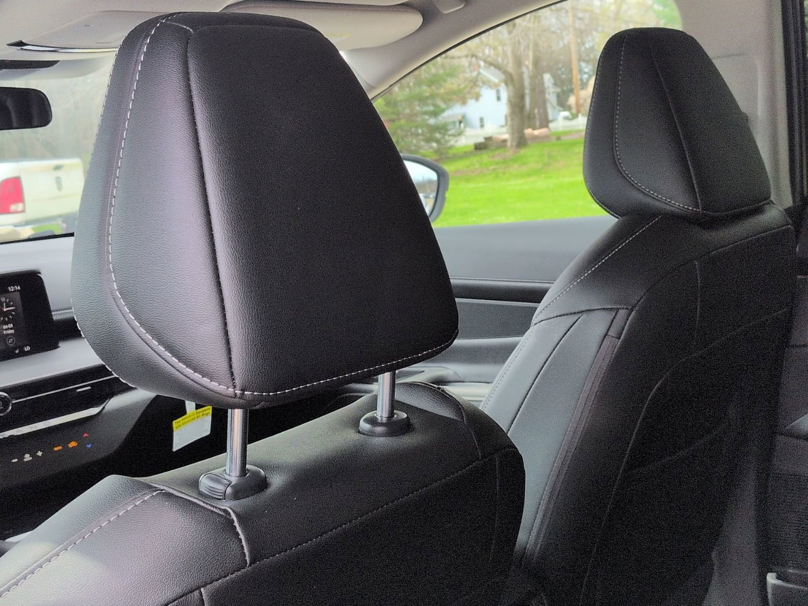 Certified 2025 Nissan Murano SV image 29