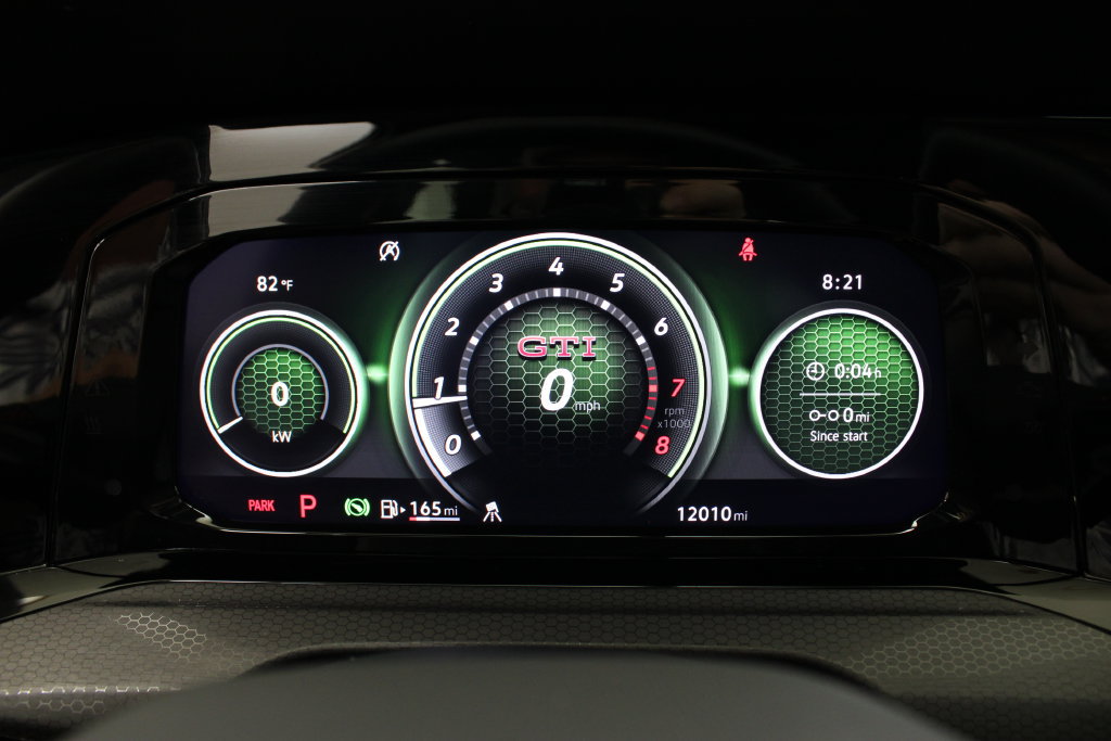Certified 2023 Volkswagen GTI SE FWD image 10