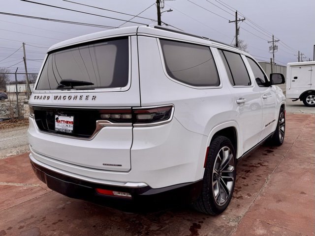 Used 2022 Jeep Grand Wagoneer Series III w/ Rear Seat Video Group 1 image 5