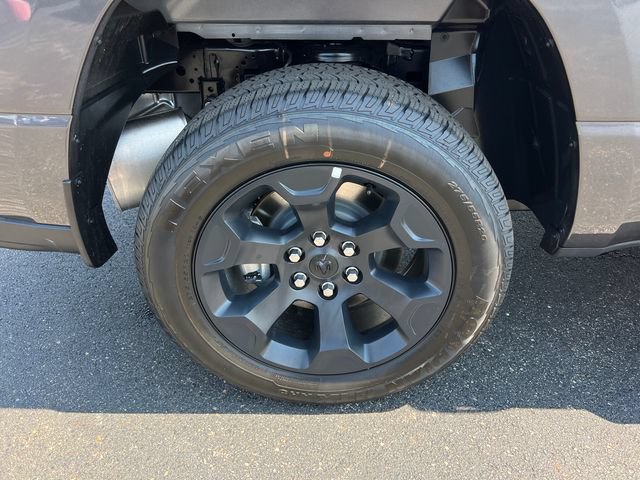New 2026 RAM 1500 Express AWD/4WD image 9