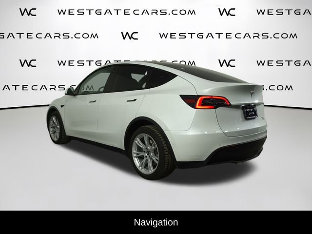 Used 2022 Tesla Model Y Long Range image 5