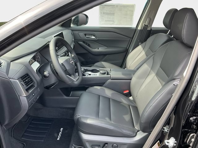 New 2026 Nissan Rogue Dark Armor AWD/4WD image 11