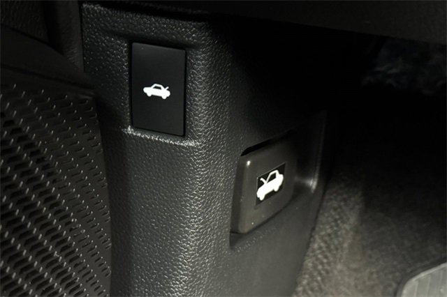 Certified 2023 Honda Accord EX image 31