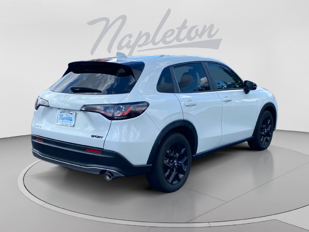 Used 2024 Honda HR-V Sport image 6