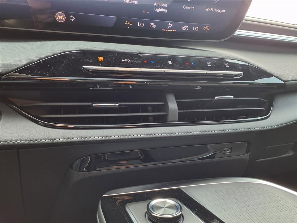 New 2026 Buick Enclave Sport Touring w/ Power Package image 14