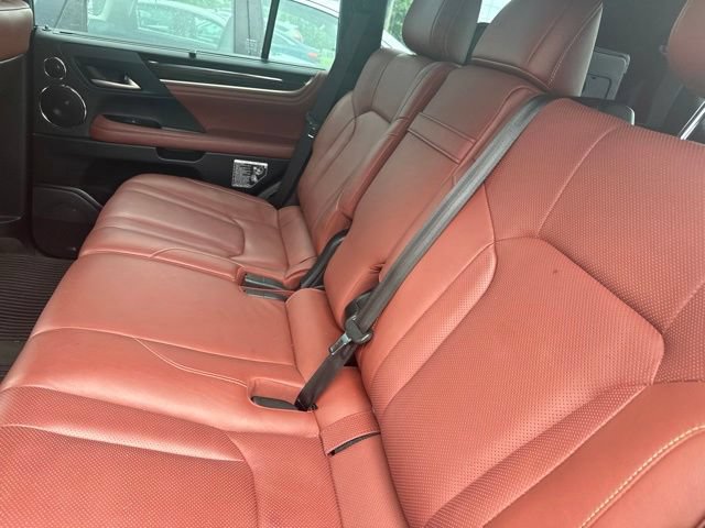 Used 2021 Lexus LX 570 4WD w/ Sport Package image 7