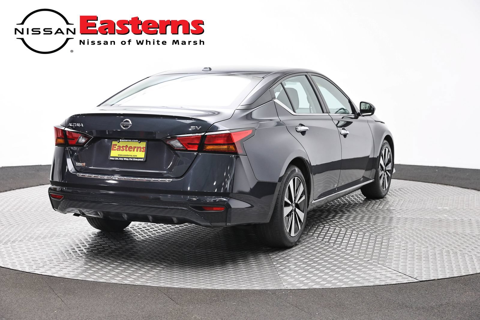 Used 2022 Nissan Altima 2.5 SV FWD image 5