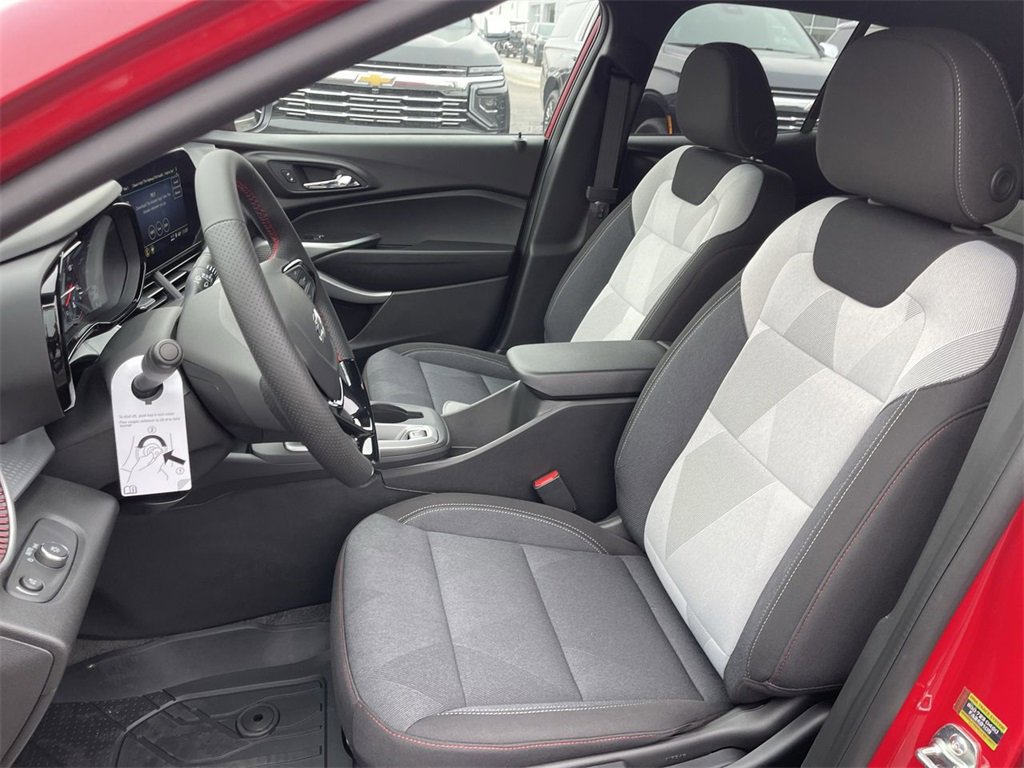 New 2026 Chevrolet Trax RS image 11