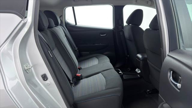 Used 2025 Nissan Leaf S FWD image 19