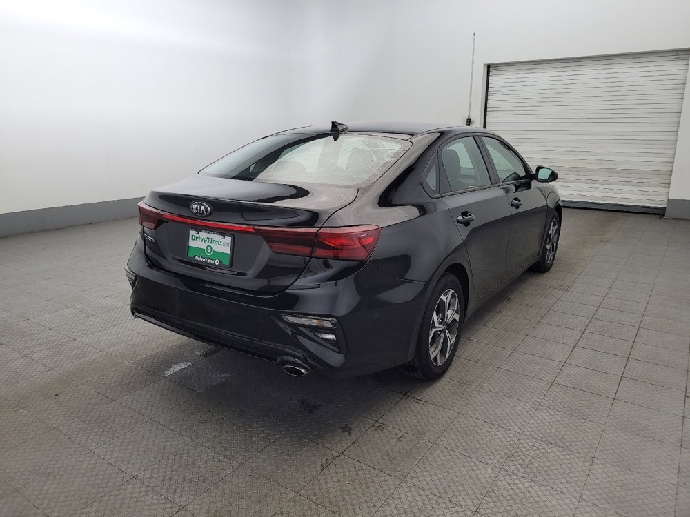 Used 2019 Kia Forte LXS image 9