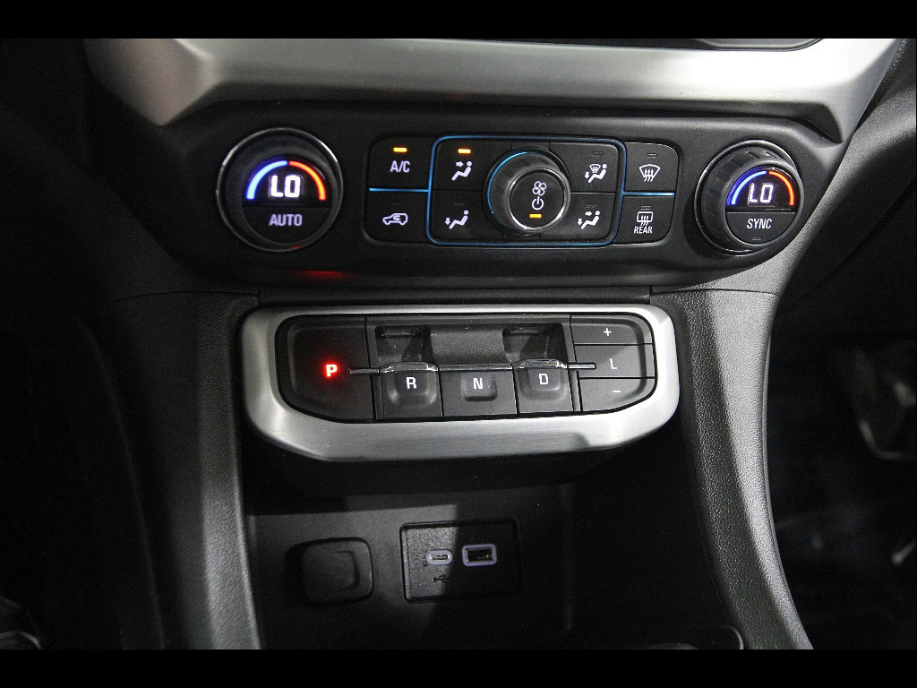 Used 2023 GMC Acadia SLE FWD image 14