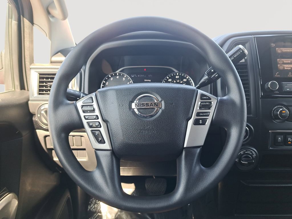 Used 2022 Nissan Titan SV AWD/4WD image 20