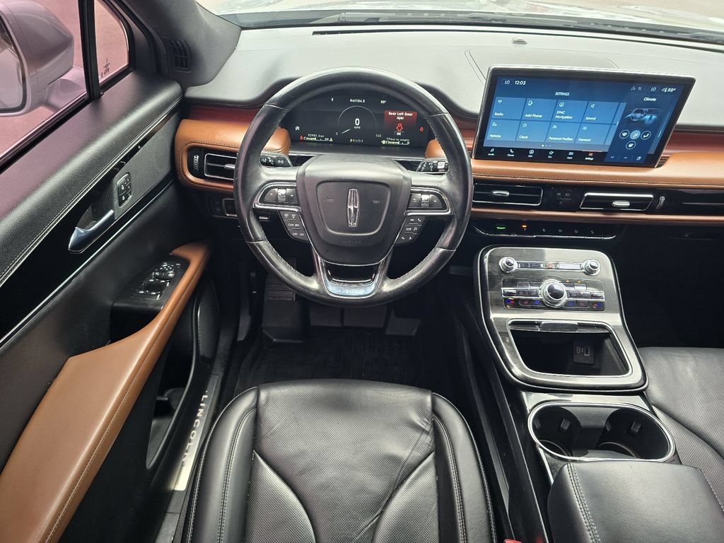 Used 2022 Lincoln Nautilus Reserve AWD/4WD image 14