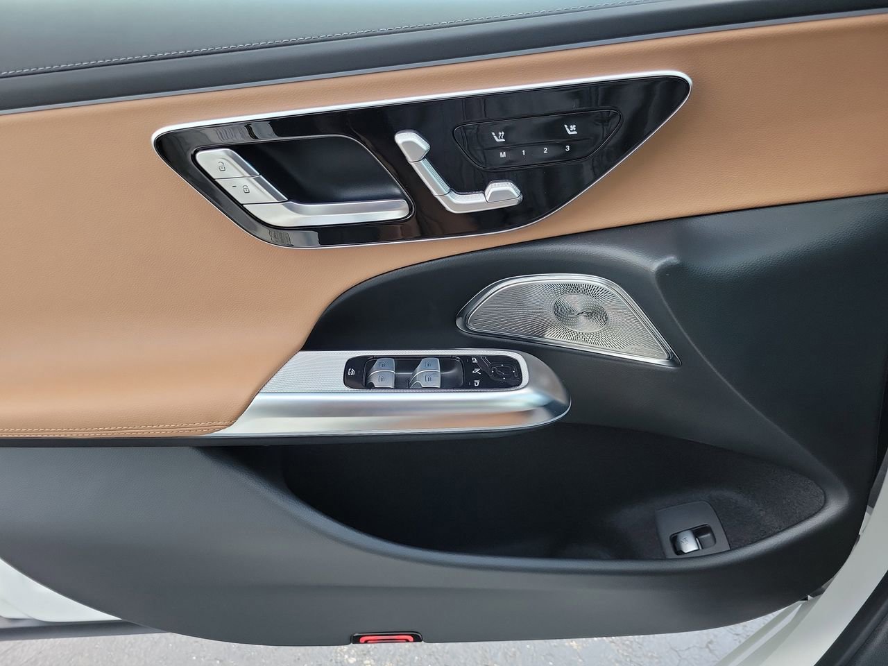 New 2026 Mercedes-Benz E 450 4MATIC Sedan image 23