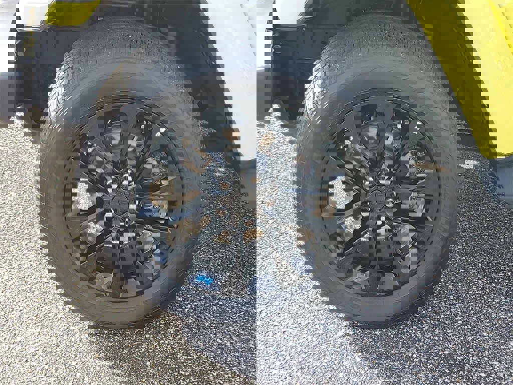 Used 2022 Jeep Wrangler Unlimited Sahara image 32