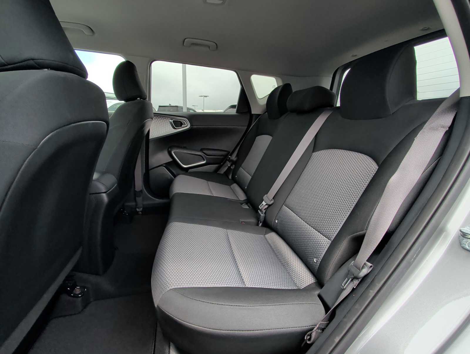 Used 2023 Kia Soul LX w/ Option Group 015 FWD image 22