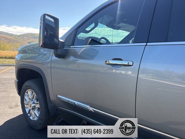 Used 2024 Chevrolet Silverado 3500 High Country w/ High Country Premium Package image 21
