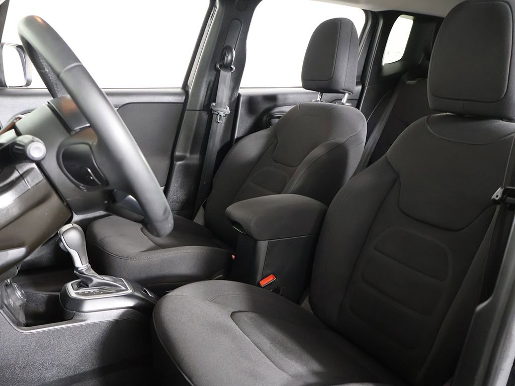 Used 2018 Jeep Renegade Latitude image 25