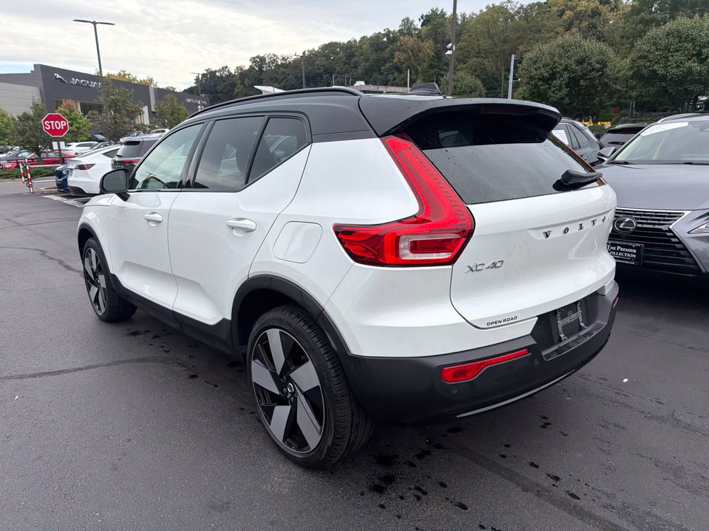 Certified 2023 Volvo XC40 Recharge Ultimate AWD/4WD image 2