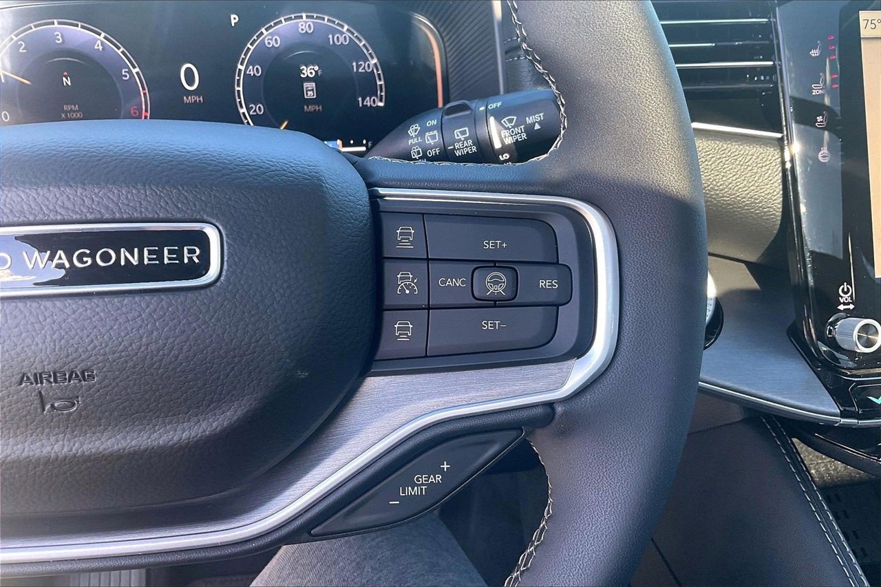 New 2026 Jeep Grand Wagoneer w/ Premium Group I image 32