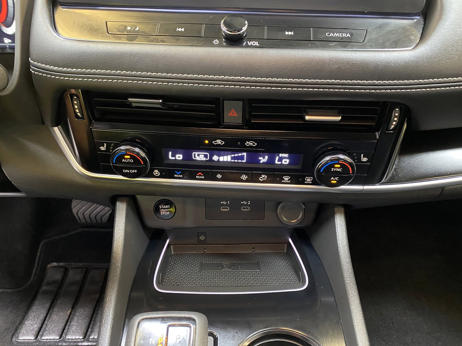 Used 2025 Nissan Rogue SL w/ Tech Package FWD image 45