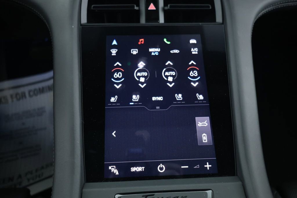 Used 2022 Porsche Taycan 4S image 16