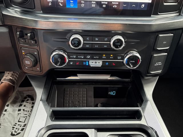 Used 2024 Ford F350 Lariat w/ Lariat Ultimate Package AWD/4WD image 16