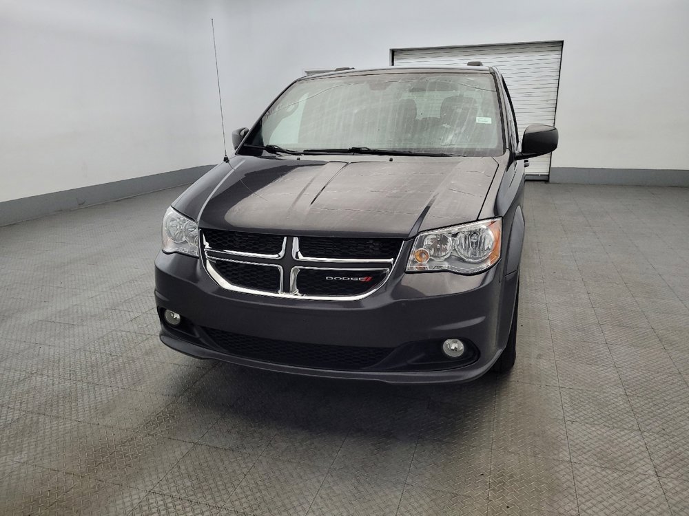 Used 2019 Dodge Grand Caravan SXT image 15