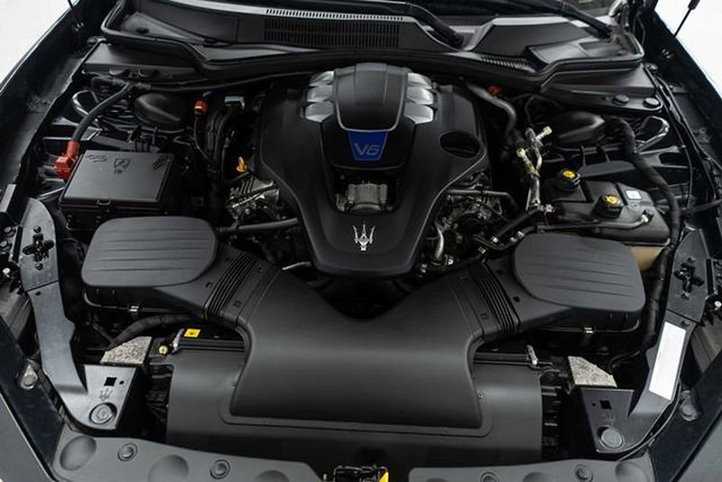 Used 2022 Maserati Ghibli Modena Q4 image 38