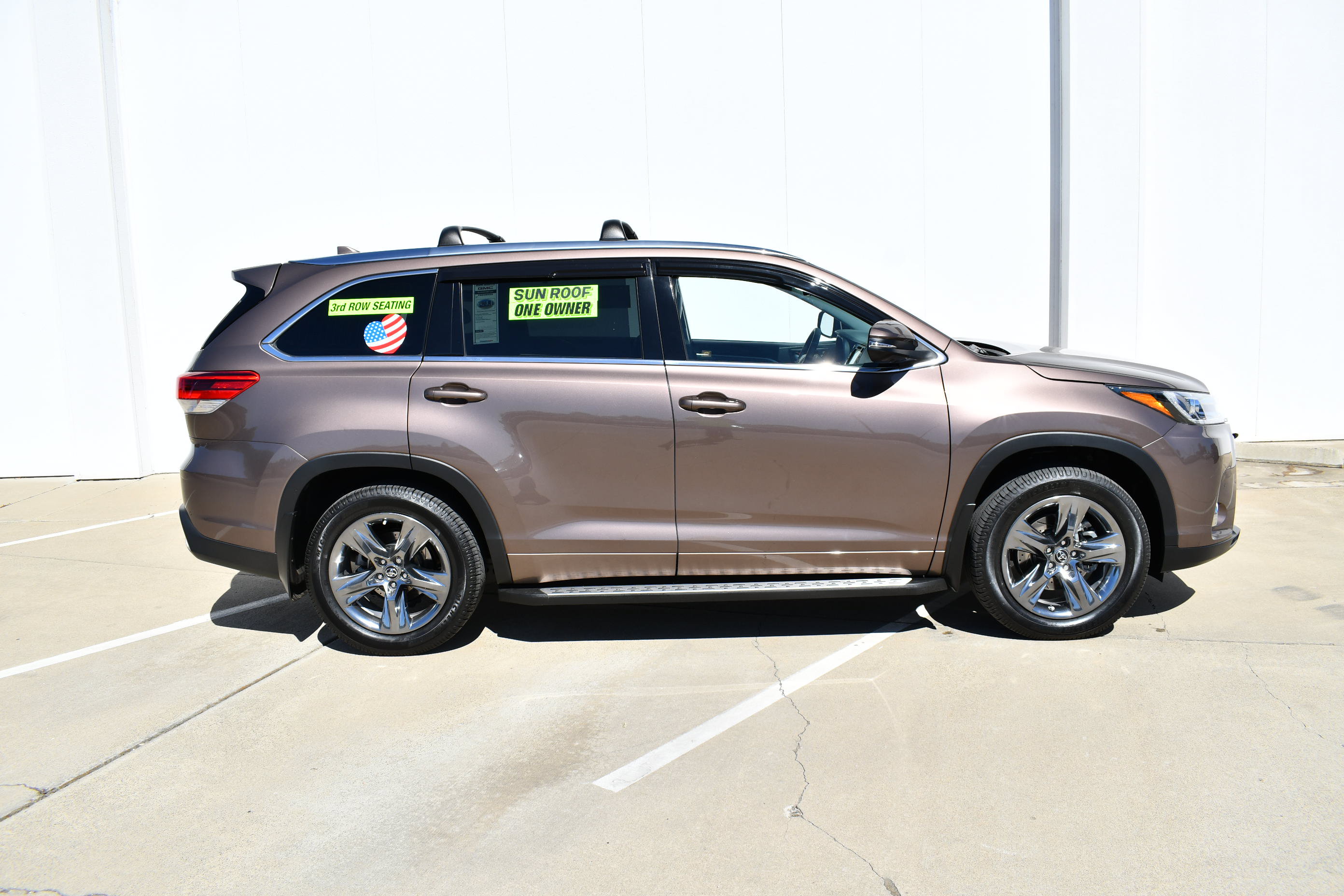 Used 2019 Toyota Highlander Limited Platinum AWD/4WD image 5
