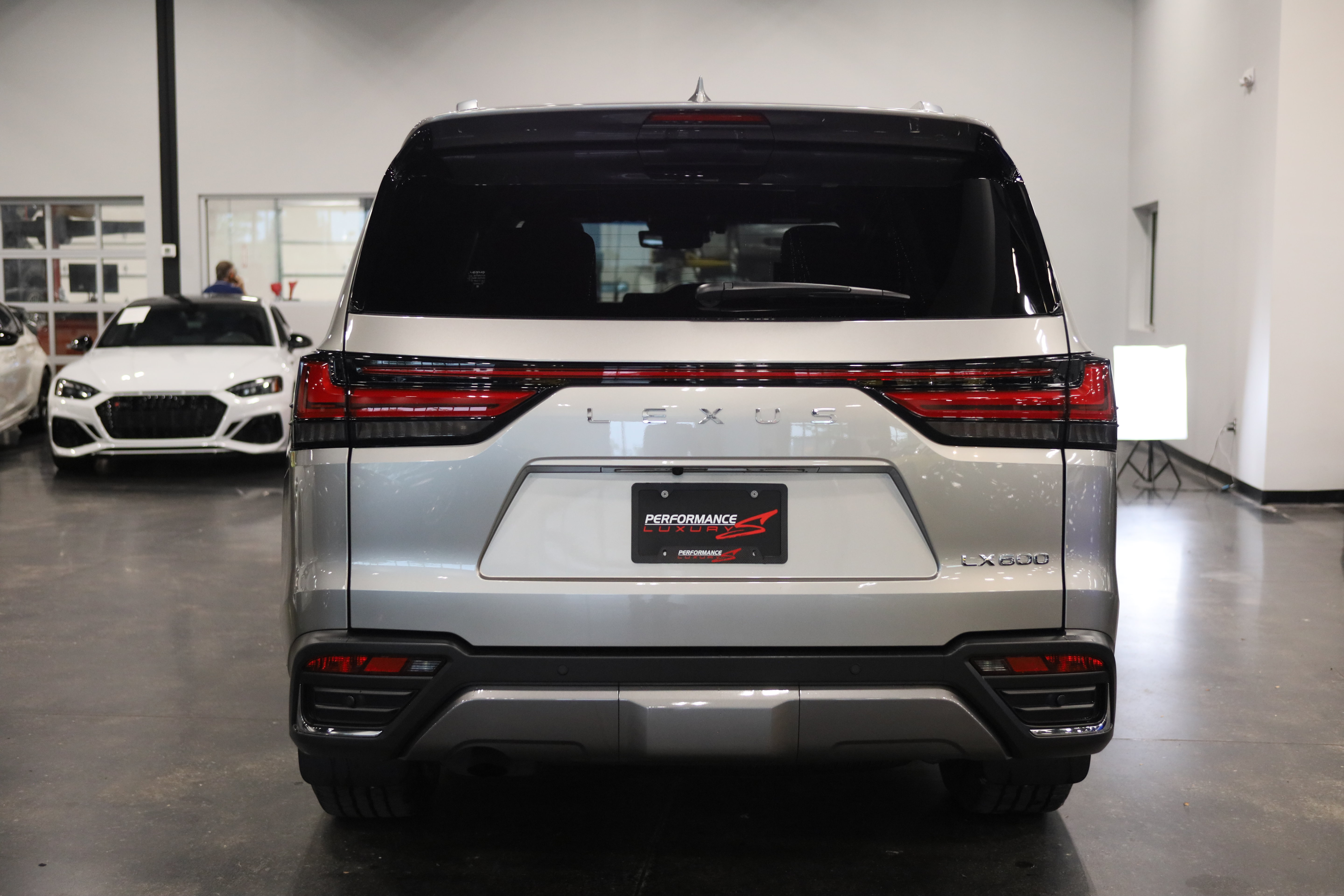 Used 2023 Lexus LX 600 4WD w/ Ultra Luxury Package image 5