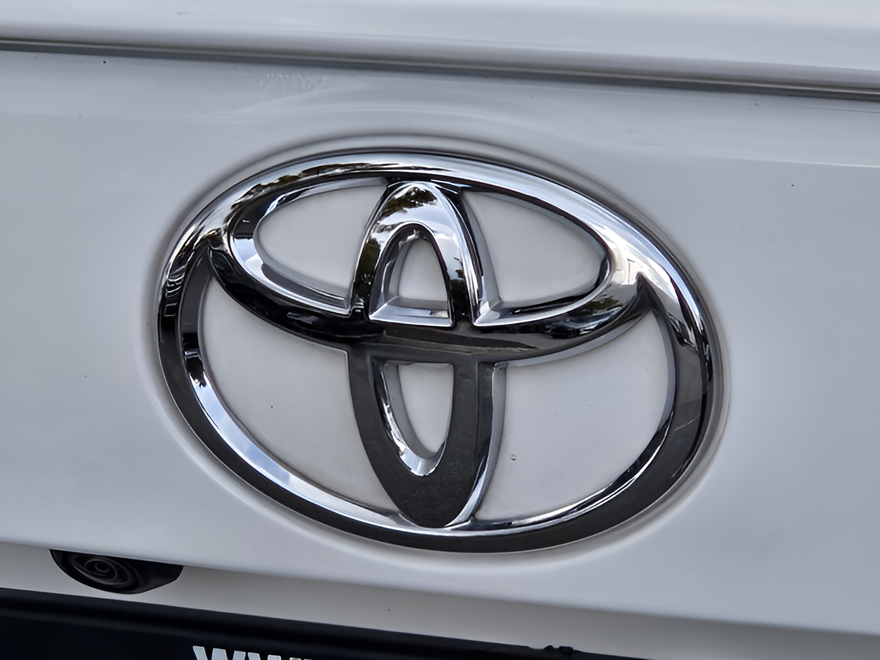 Used 2024 Toyota RAV4 LE FWD image 29
