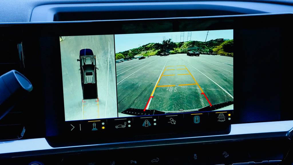 Used 2024 Chevrolet Silverado 2500 LTZ w/ LTZ Plus Package image 26