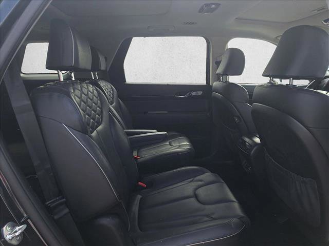 Used 2021 Hyundai Palisade Limited w/ Cargo Package FWD image 17
