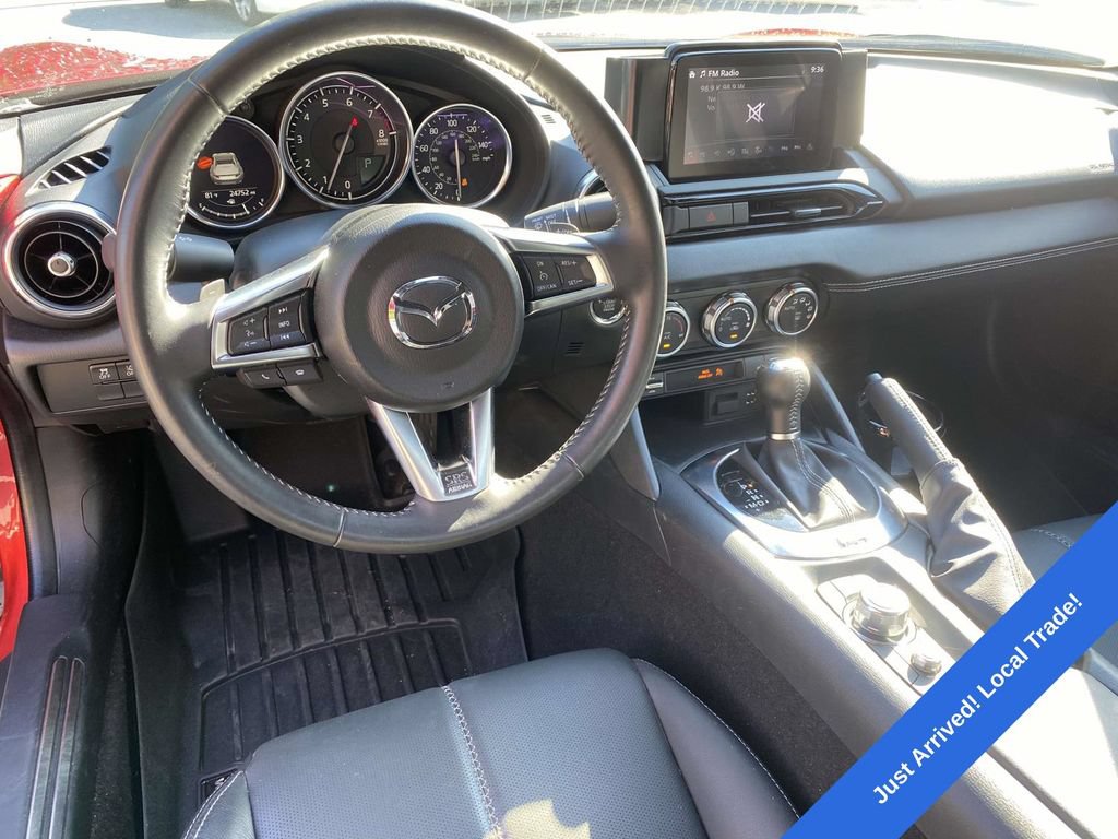 Used 2023 MAZDA MX-5 Miata Grand Touring RWD image 11