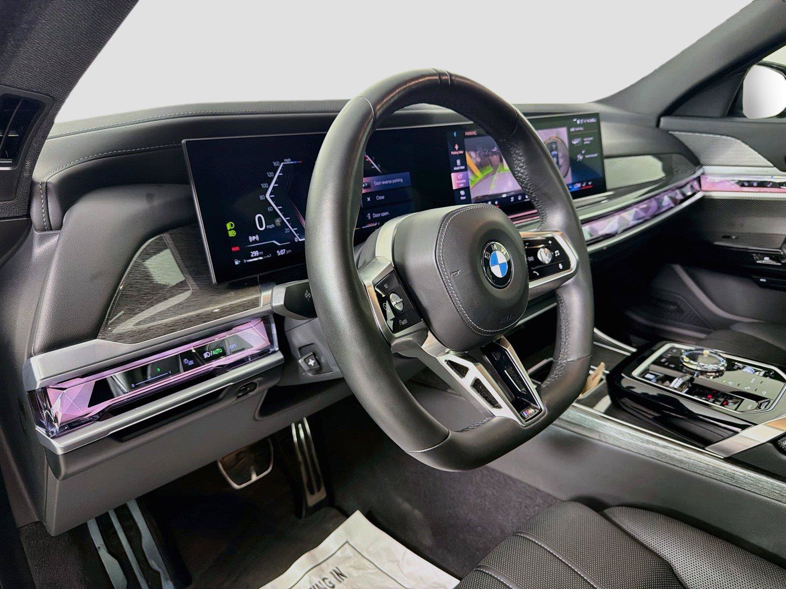 Used 2023 BMW 740i RWD image 9