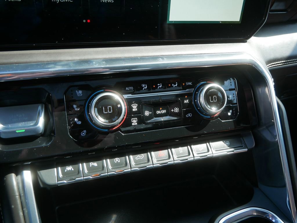 Used 2024 GMC Sierra 1500 Denali Ultimate AWD/4WD image 30