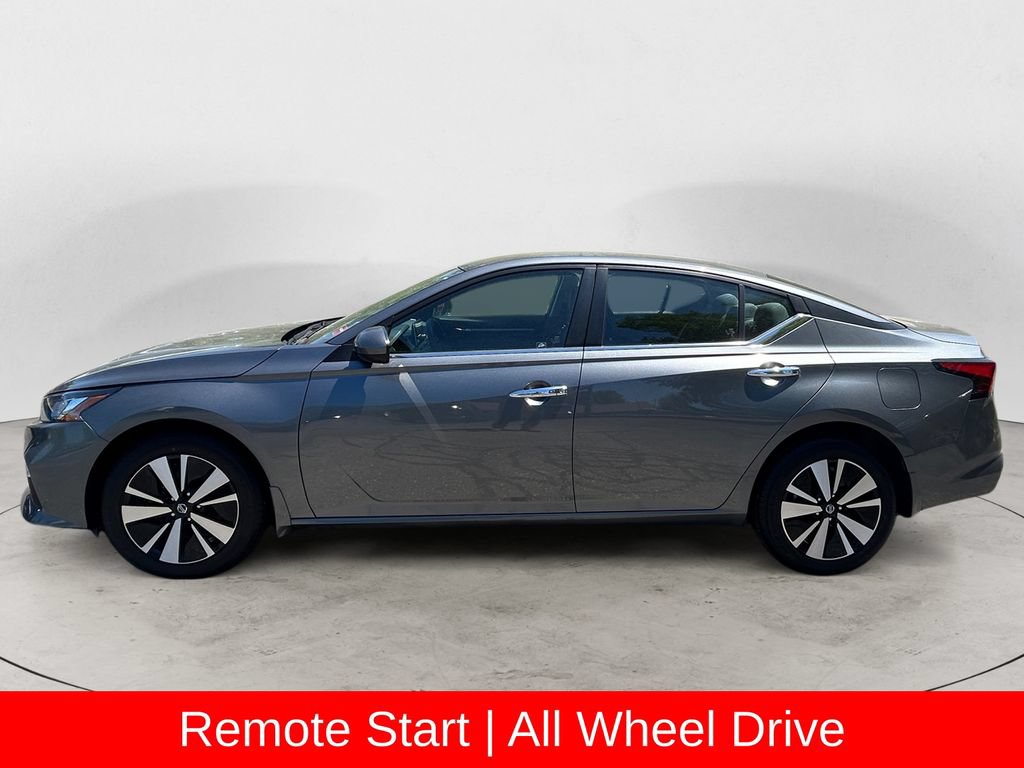 Certified 2021 Nissan Altima 2.5 SV AWD/4WD image 3